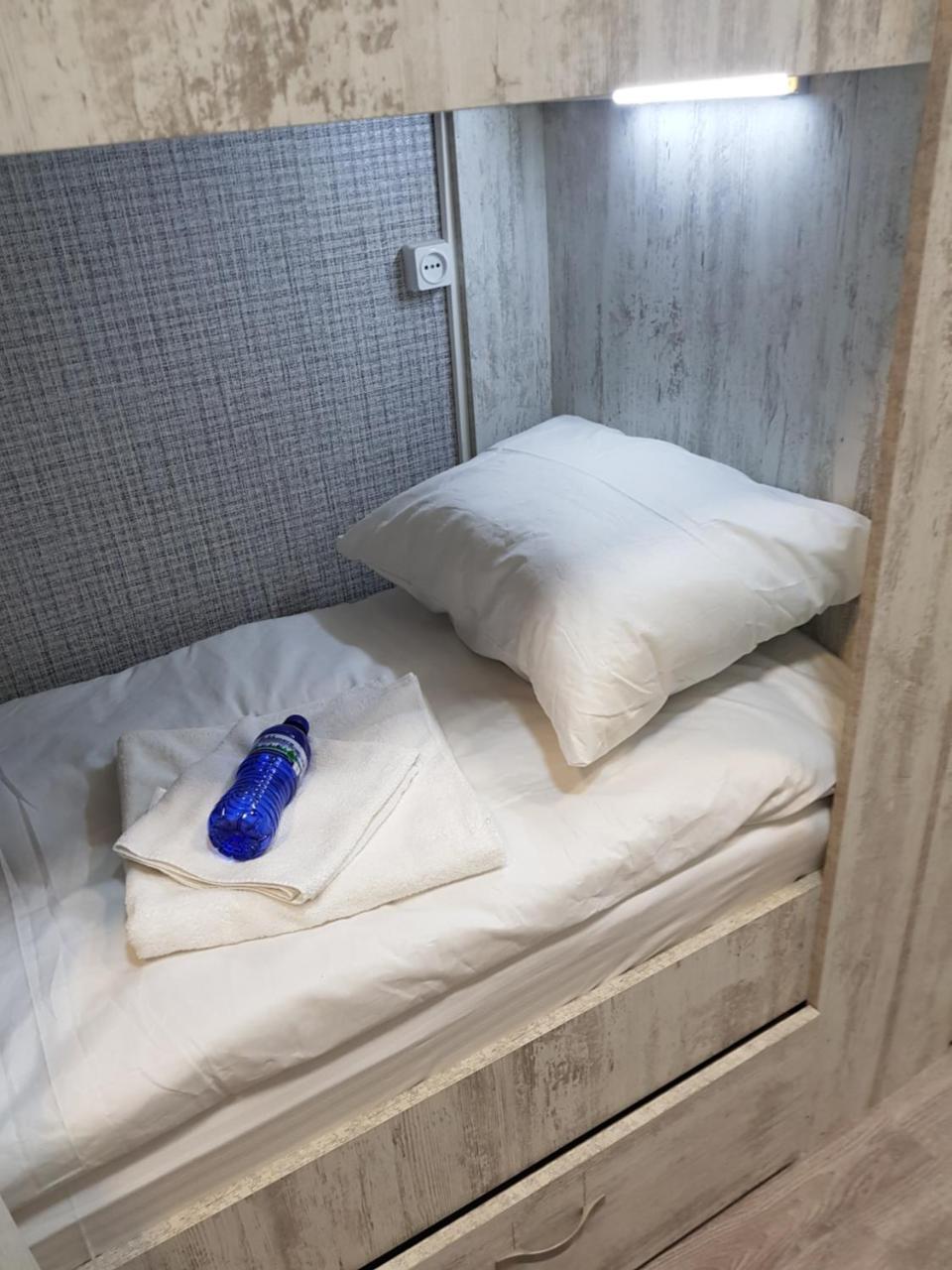 Blossom Hostel Updated ! Обновлено !!! City Center! Perfect Order!!! Snow-White Bed Linen!!! Идеальный Порядок!!! Белоснежное Постельное Белье!!! Центр Города !!! Tiflis Exterior foto