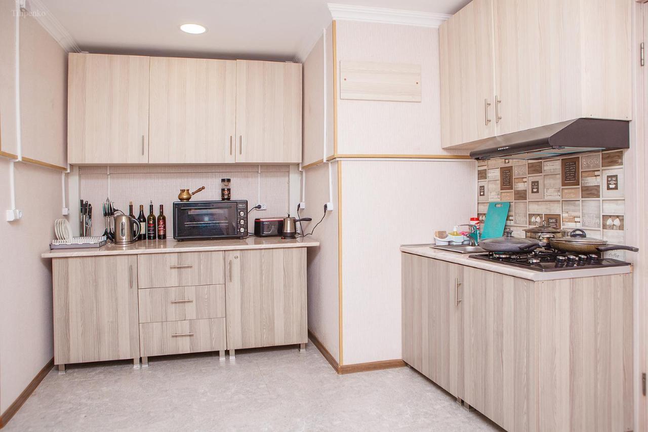 Blossom Hostel Updated ! Обновлено !!! City Center! Perfect Order!!! Snow-White Bed Linen!!! Идеальный Порядок!!! Белоснежное Постельное Белье!!! Центр Города !!! Tiflis Exterior foto